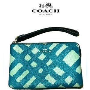 Coach Wild Plaid Print F23715Corner Zip Wristlet, Silver/Blue Multi